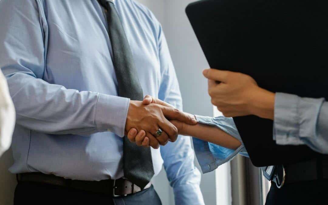 7 Essential Tips for Choosing the Best Law Firm